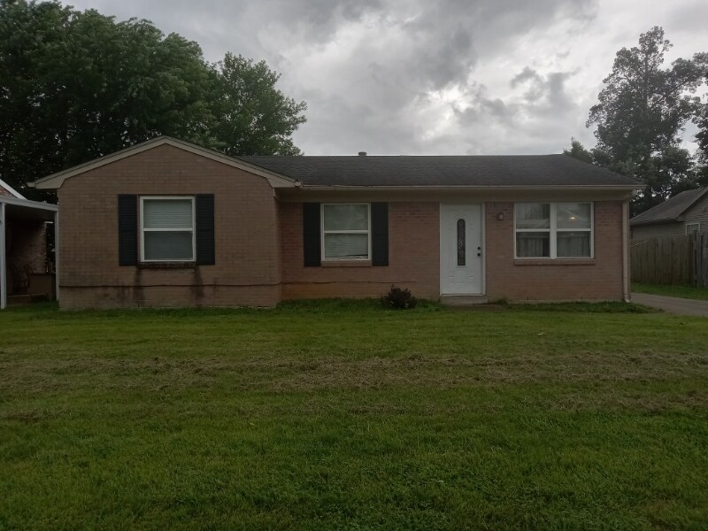 10315 Waycross Ave in Louisville, KY - Building Photo