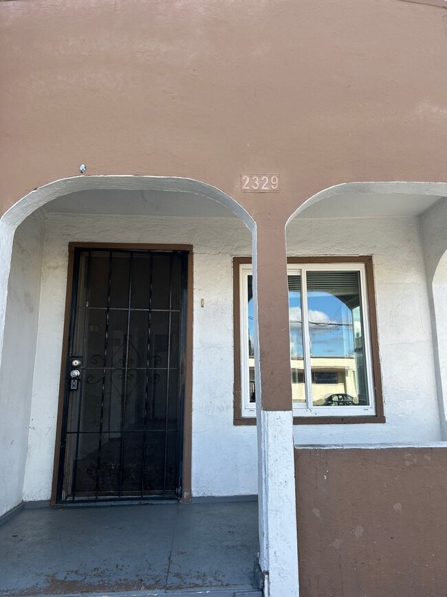 2329 Willow Pass Rd in Bay Point, CA - Building Photo - Building Photo