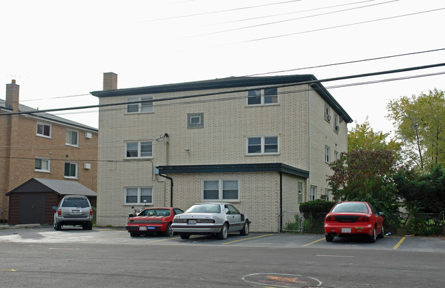 7764 W 79th Pl in Bridgeview, IL - Building Photo - Building Photo