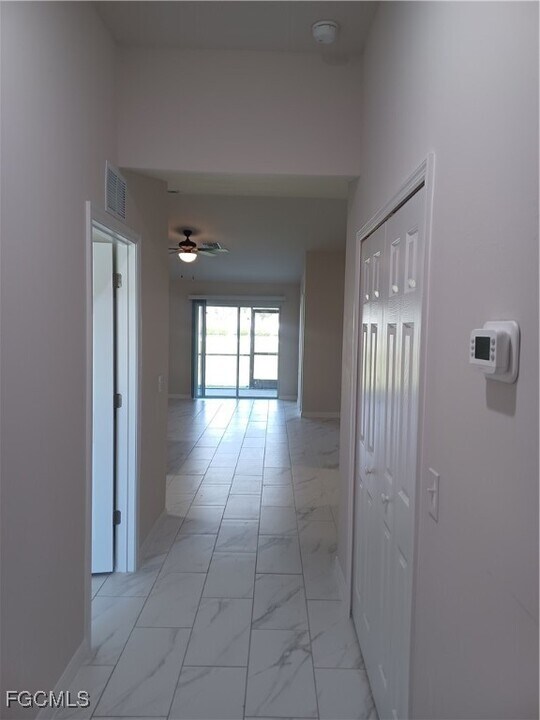 1109 SE 5th Ct in Cape Coral, FL - Building Photo