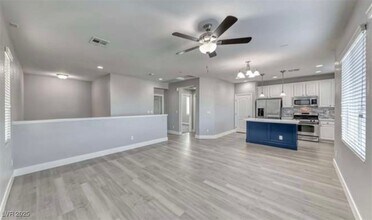 9020 Boston Springs Ave in Las Vegas, NV - Building Photo - Building Photo