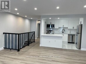 186 A Queen St S in Mississauga, ON - Building Photo - Building Photo