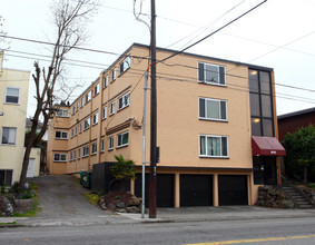 Tenth East Apartments in Seattle, WA - Building Photo - Building Photo