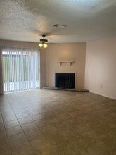 8911 GSRI Ave in Baton Rouge, LA - Building Photo - Building Photo