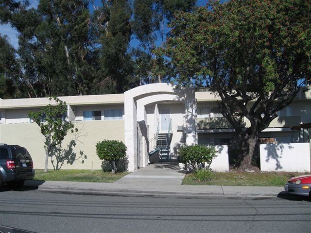 2370 Needham Rd in El Cajon, CA - Foto de edificio