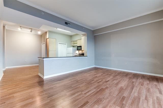 property at 3225 Turtle Creek Blvd