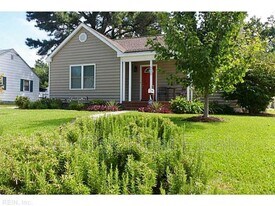 8008 E Glen Rd in Norfolk, VA - Building Photo