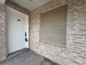 8911 McPherson Rd in Laredo, TX - Building Photo - Building Photo