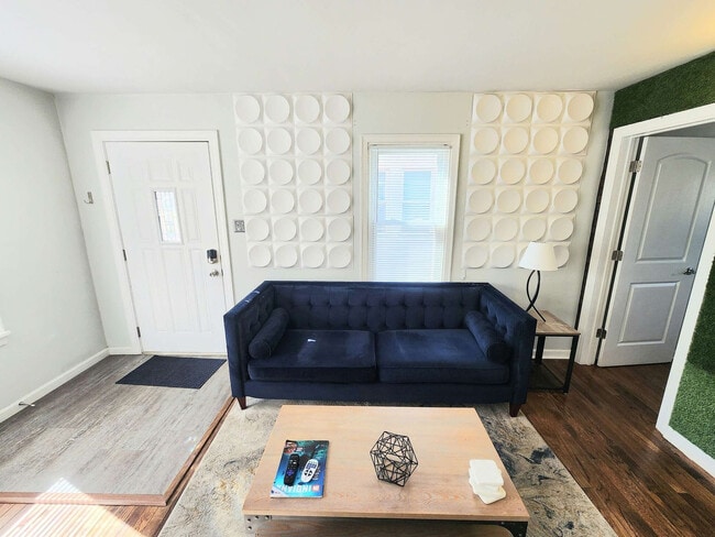 272 Hoefgen St in Indianapolis, IN - Foto de edificio - Building Photo