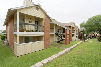 Villas of St Moritz in San Antonio, TX - Foto de edificio - Building Photo