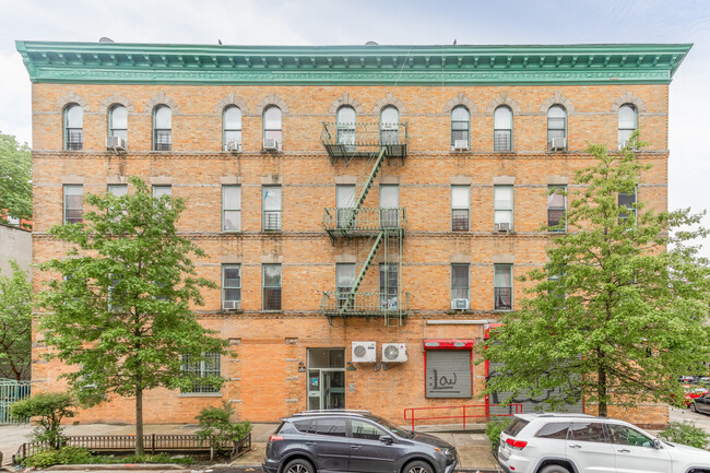 436 Evergreen Ave in Brooklyn, NY - Foto de edificio - Building Photo