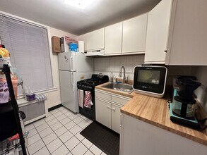11 Irving St, Unit 2 in Boston, MA - Building Photo - Building Photo