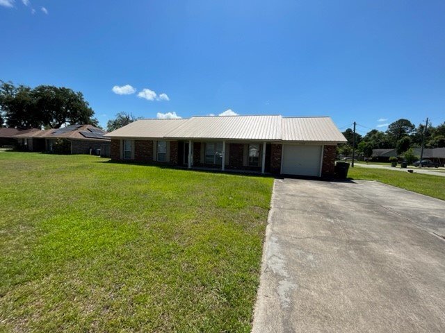 1730 Ashton Dr in Hinesville, GA - Building Photo