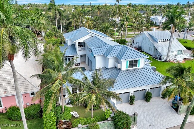 property at 160 Broad Ave S