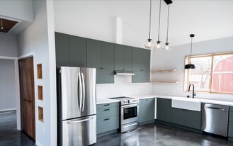 1806 Peggy St in Austin, TX - Building Photo