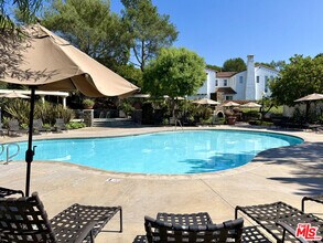 5 Marisol in Newport Beach, CA - Building Photo - Building Photo