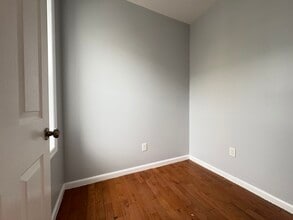 146 Ripley Pl, Unit 2 in Elizabeth, NJ - Building Photo - Building Photo