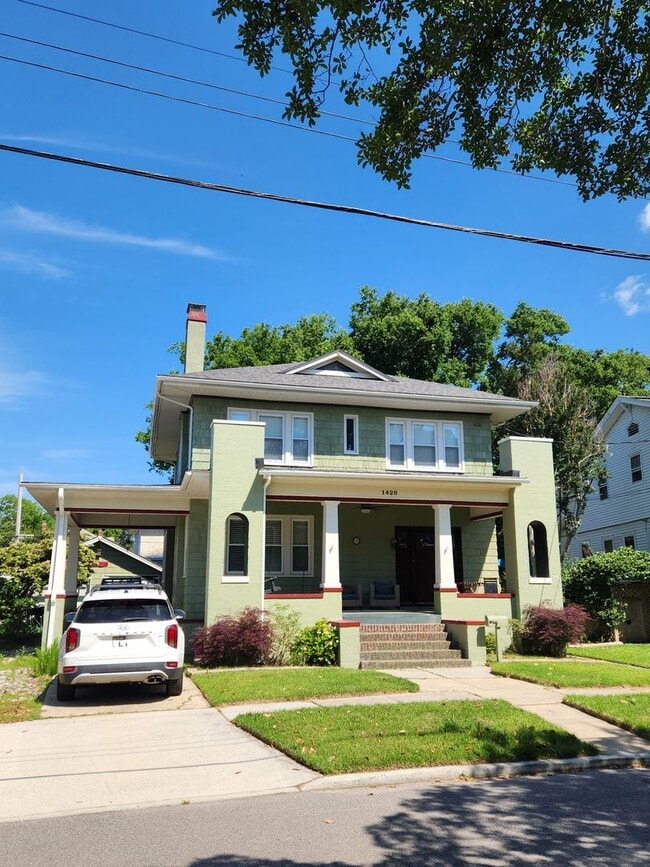 property at 1420 Morris Crescent