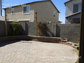 7308 S 13th Way in Phoenix, AZ - Building Photo - Building Photo