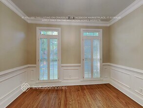 1 Village Walk Dr in Decatur, GA - Building Photo - Building Photo