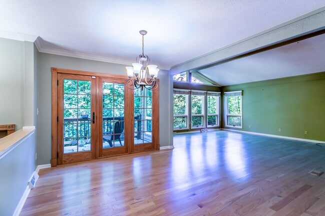40 Lochencove Ridge Rd in Brevard, NC - Building Photo - Building Photo