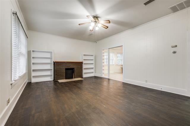 904 W Hickory St in Denton, TX - Building Photo - Building Photo