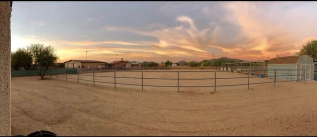38706 N 27th Ave in Phoenix, AZ - Building Photo - Building Photo