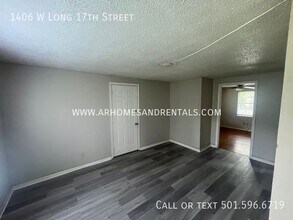 1406 W Long 17th St in North Little Rock, AR - Building Photo - Building Photo
