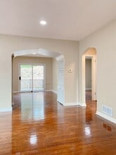 309 Perrin Pl in Council Bluffs, IA - Building Photo - Building Photo