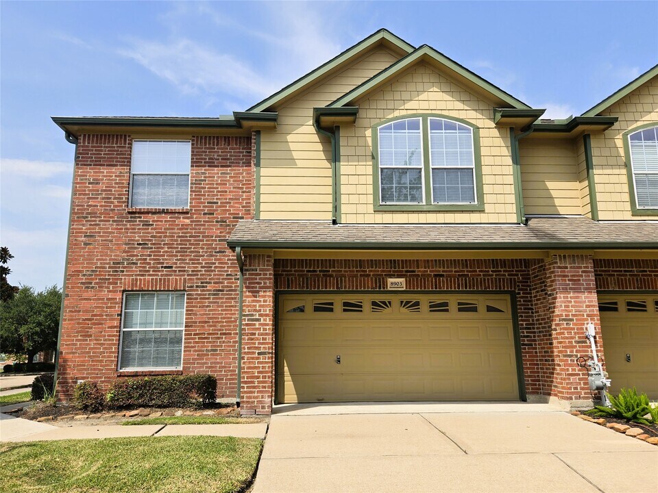 8903 Keymill Dr in Houston, TX - Building Photo