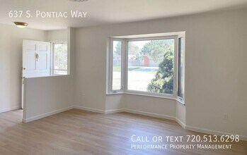 637 S Pontiac Way in Denver, CO - Building Photo - Building Photo