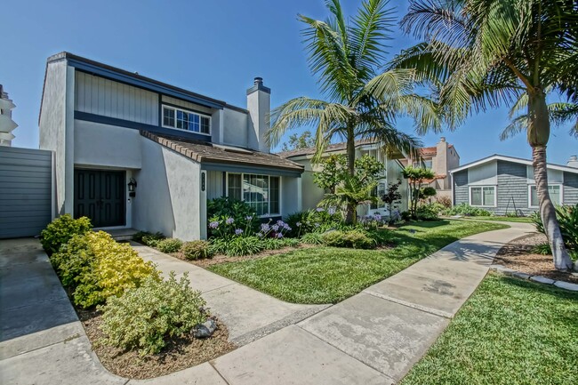 7148 Island Village Dr in Long Beach, CA - Building Photo - Building Photo