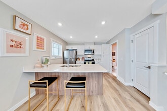 Sophia Towns in Saskatoon, SK - Building Photo - Building Photo