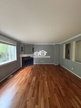24611 SE 278th St in Maple Valley, WA - Foto de edificio - Building Photo