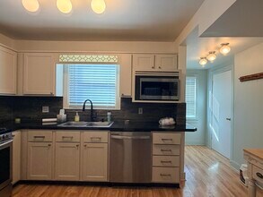 45 Wallinwood Ave NE in Grand Rapids, MI - Building Photo - Building Photo