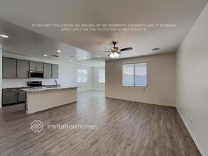 35823 W Santa Monica Ave in Maricopa, AZ - Foto de edificio - Building Photo