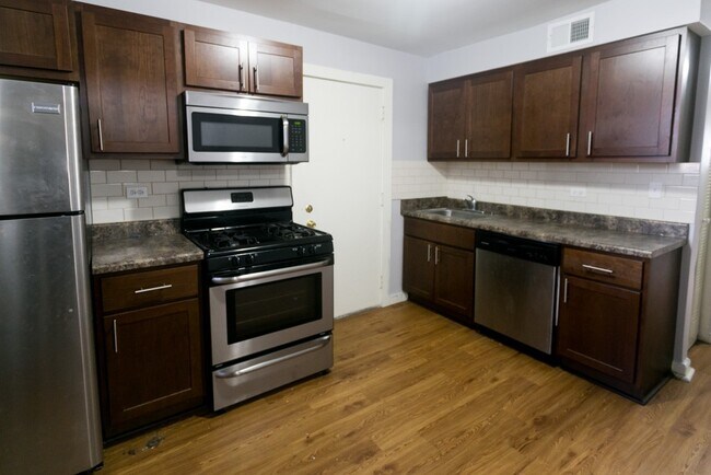 4408 N Hazel St, Unit G in Chicago, IL - Building Photo - Building Photo
