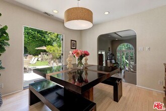 2111 Upper Kress St in Los Angeles, CA - Building Photo - Building Photo