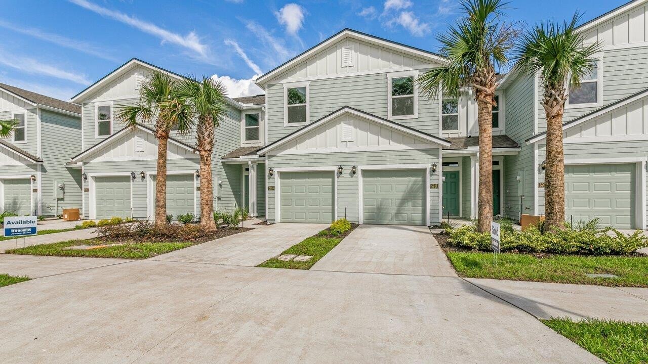 5941 Lake Dr in Jacksonville, FL - Building Photo