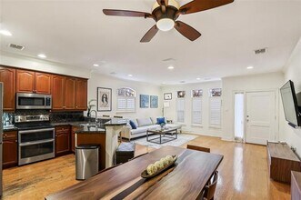 3811 Travis St in Dallas, TX - Building Photo - Building Photo