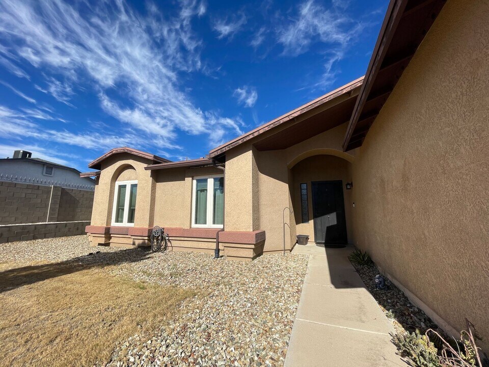 4919 E Corte Vista in Sierra Vista, AZ - Building Photo