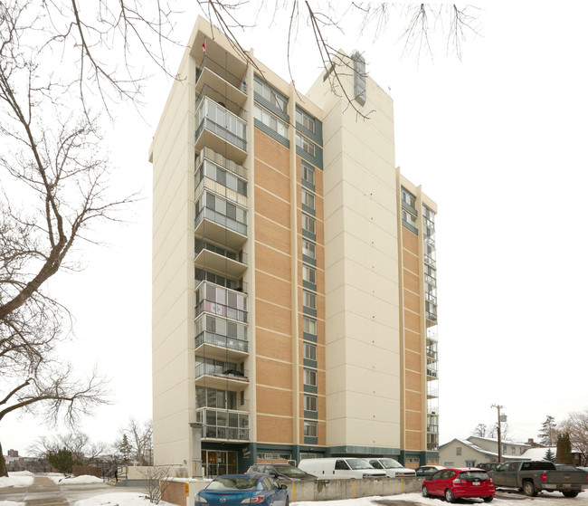 9908 114th St NW in Edmonton, AB - Building Photo - Building Photo