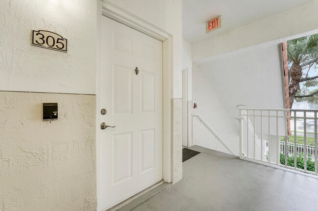 11041 Legacy Blvd in Palm Beach Gardens, FL - Building Photo - Building Photo