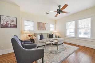 1305 Beverly St in Houston, TX - Building Photo