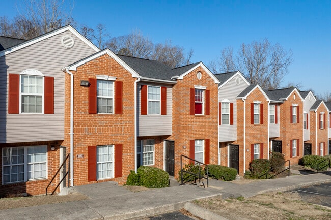 Greens of Concord Apartments