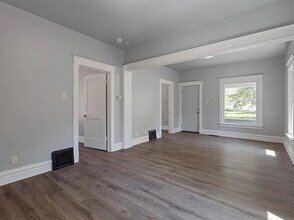 453 Water St in Joliet, IL - Building Photo - Building Photo