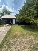 1160 Moody Ln in Springdale, AR - Foto de edificio - Building Photo