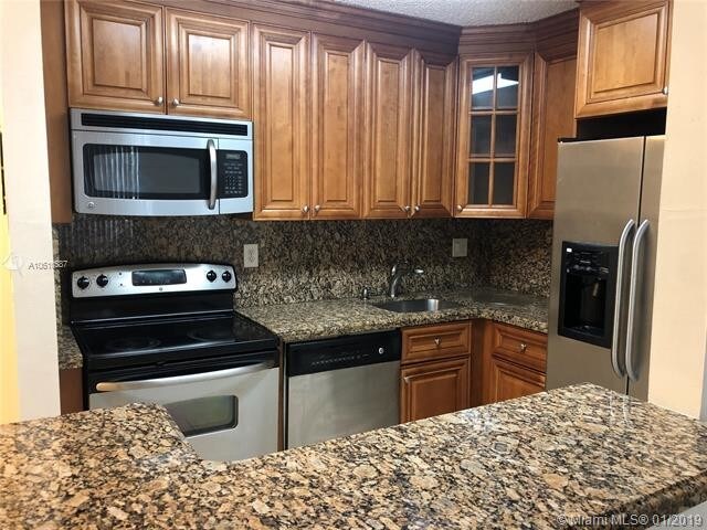 15530 SW 80th St-Unit -C-203 in Miami, FL - Building Photo - Building Photo