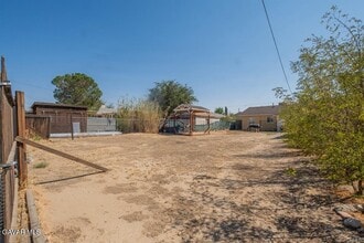 2725 Desert St in Rosamond, CA - Building Photo - Building Photo