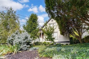 4816 Eastern Ave, Unit #1 in Cincinnati, OH - Building Photo